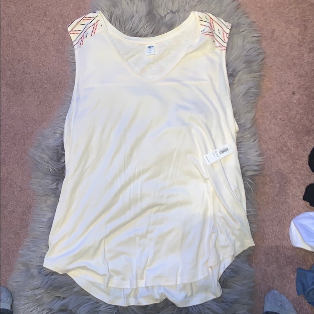 Old navy embroidered tank